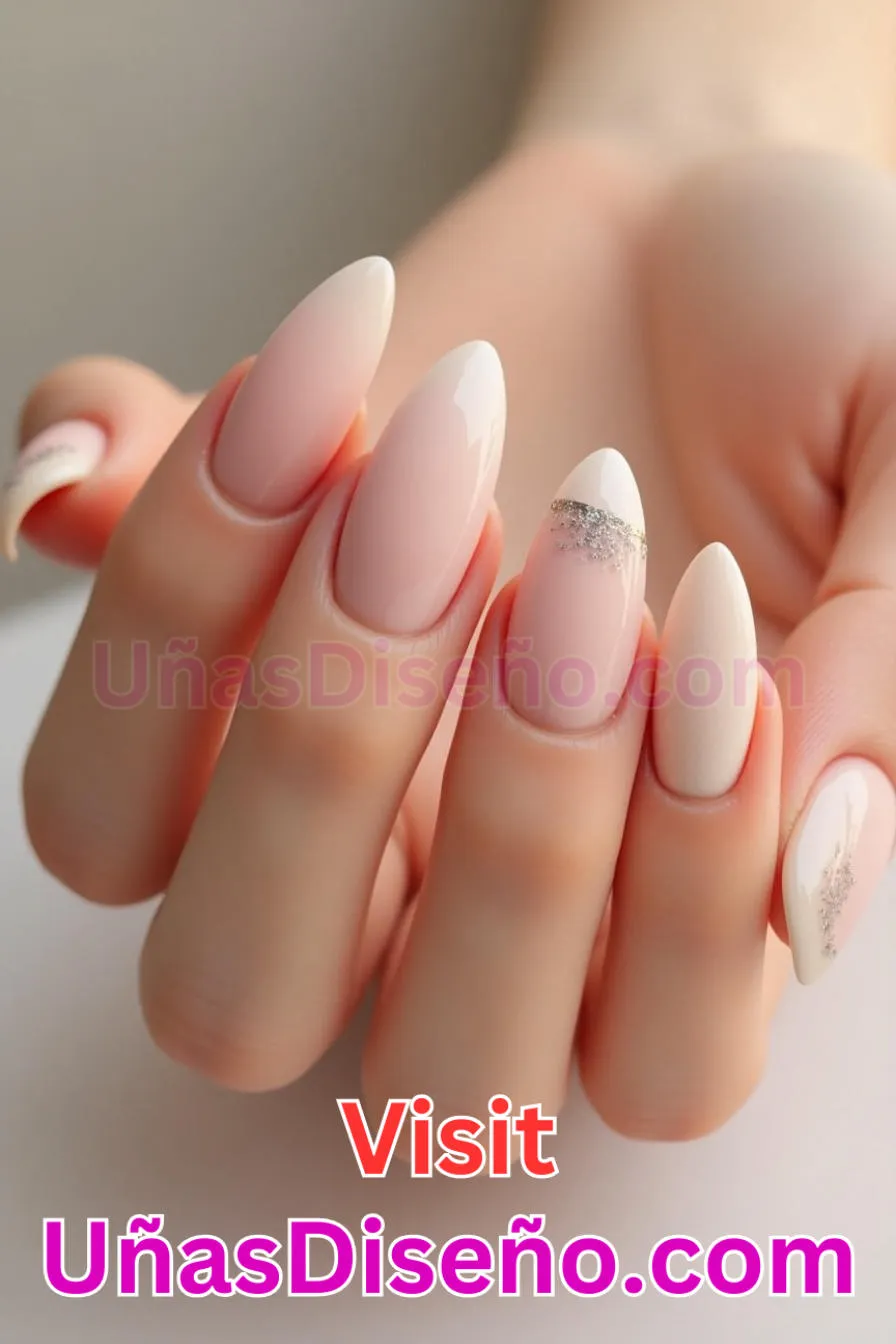 1. Clásico Nude Almendra - 20 Uñas de Almendra Elegance Diseños exclusivos para un look sofisticado (2).jpeg
