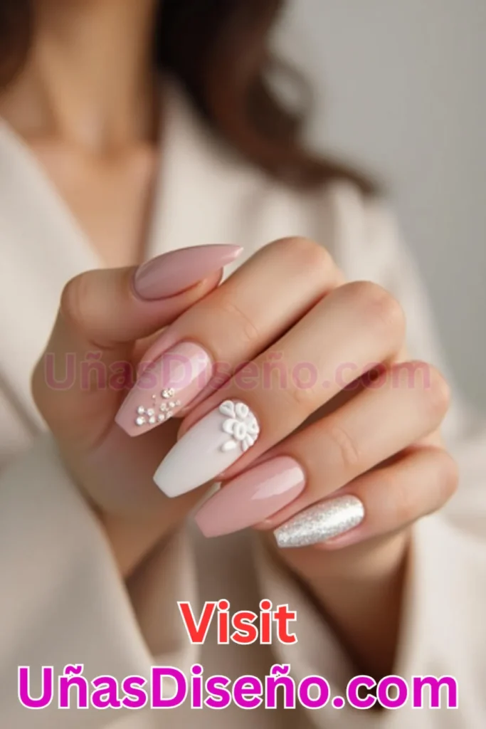 1. Elegante perfección nude - Mejora tu manicura 25 esmaltes de gel y gelatina elegantes y duraderos (3).jpeg