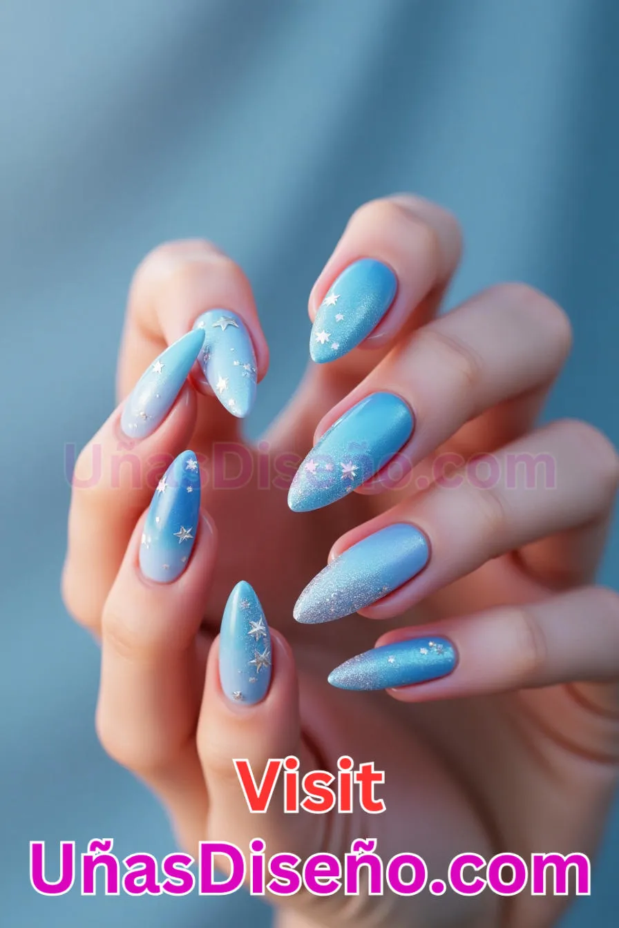 1. Resplandor celeste - Tendencias 2025 30 Estilos de Uñas Almendra que Marcan la Diferencia (2).jpeg