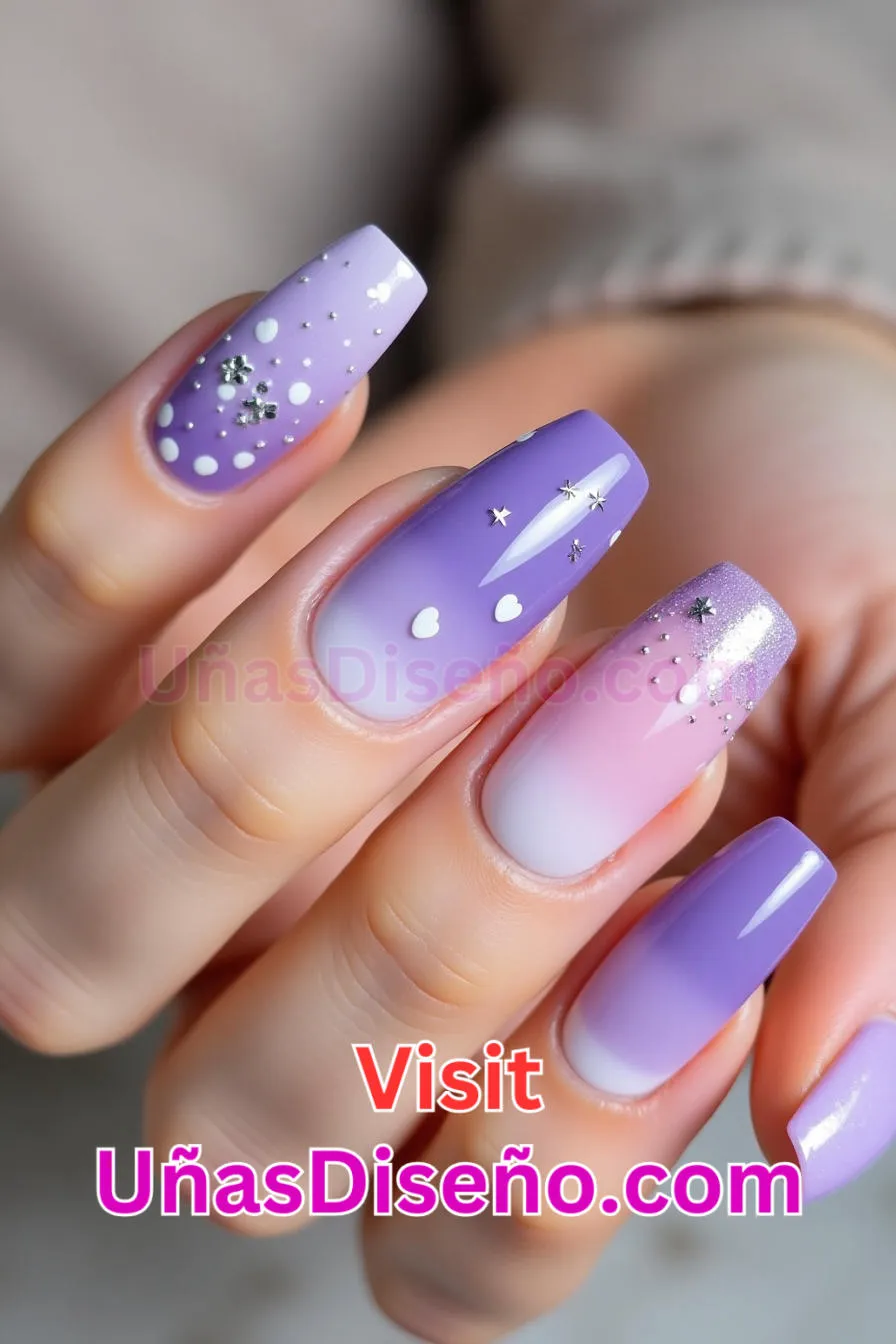 10. Lindo diseño de uñas de acrílico púrpura para uñas cortas 10.jpeg