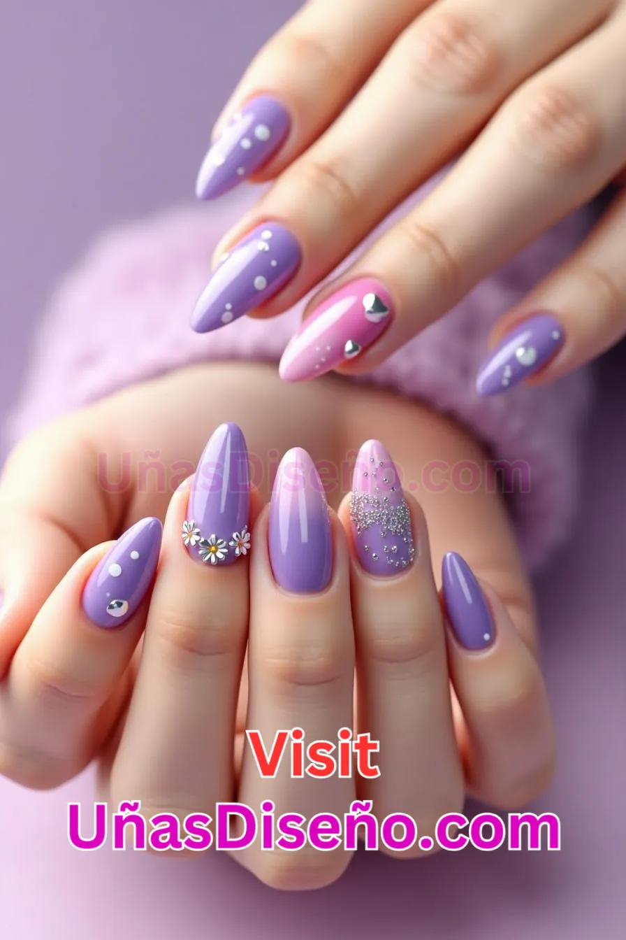 10. Lindo diseño de uñas de acrílico púrpura para uñas cortas 7.jpeg