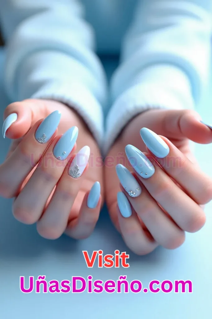 10. Uñas de gel azul hielo - Dale Glamour a tus Uñas La Guía Definitiva para 25 Esmaltes de Gel con Gelly y Gelish (1).jpeg