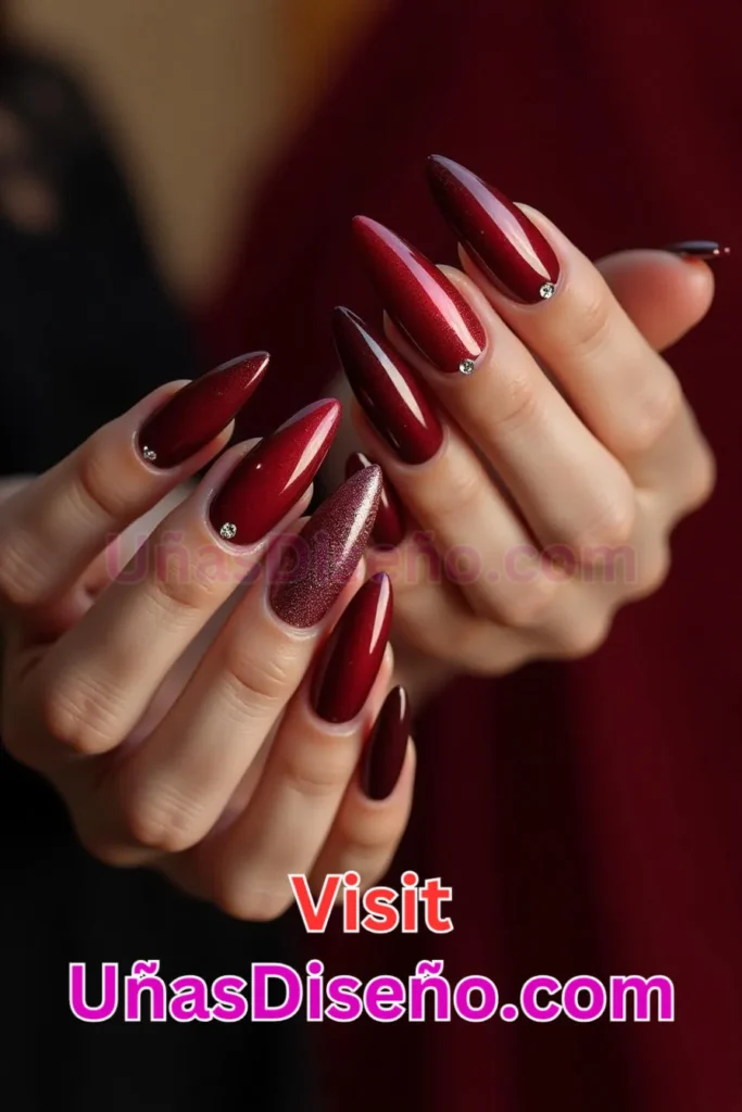 14. Rojo Profundo Luxe - 25 diseños de uñas semipermanentes únicos para un estilo duradero y sofisticado (5).jpeg