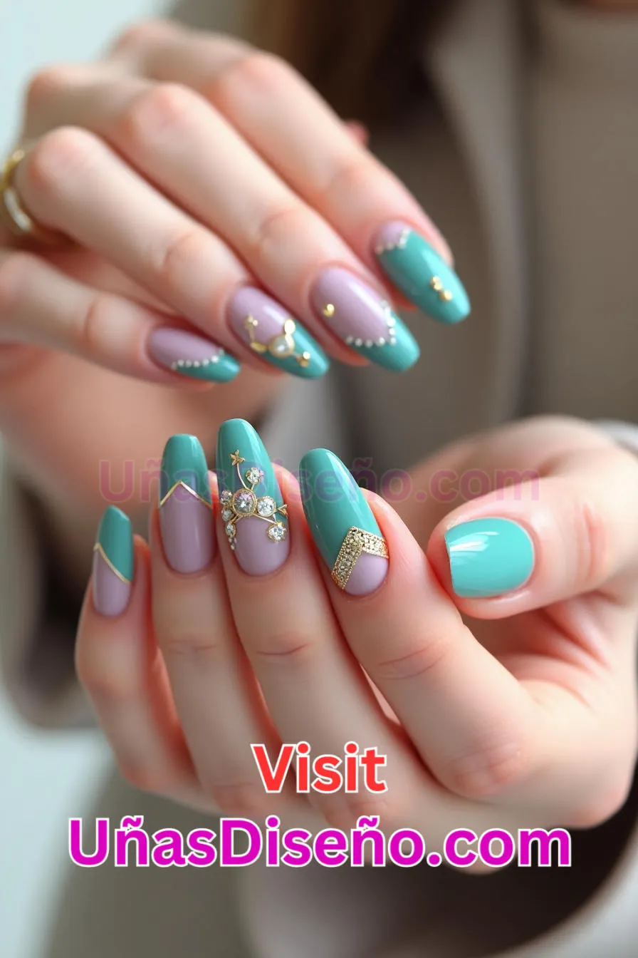 15. Diseño de uñas acrílicas cortas Los mejores diseños de uñas de acrílico Ideas modernas y únicas para cada ocasión 8.jpeg