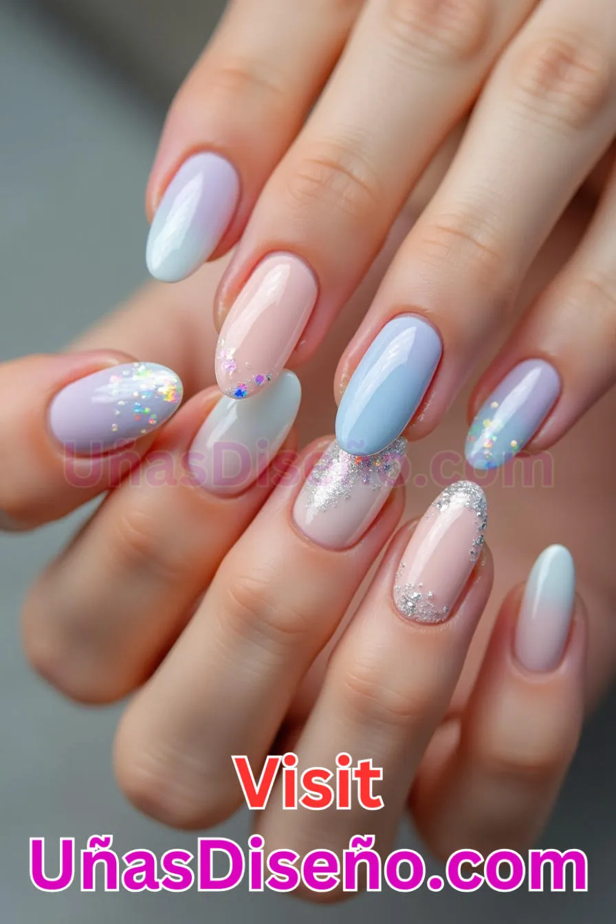 18. Sutil Infusión de Brillo - Tendencias 30 Estilos de Uñas Almendra que Marcan la Diferencia (6).jpeg