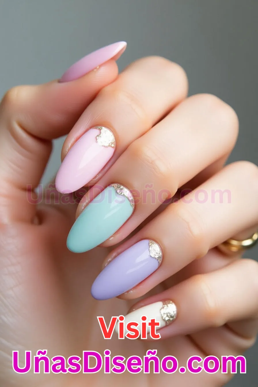 19. Almendra francesa pastel - 20 Uñas de Almendra Elegance Diseños exclusivos para un look sofisticado (4).jpeg