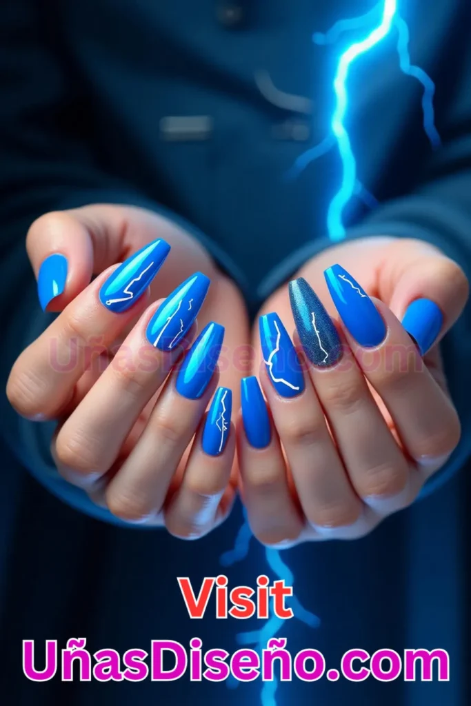 19. Destello Azul Eléctrico - 25 fascinantes ideas de esmaltes de uñas de gel para un look de salón perfecto (7).jpeg