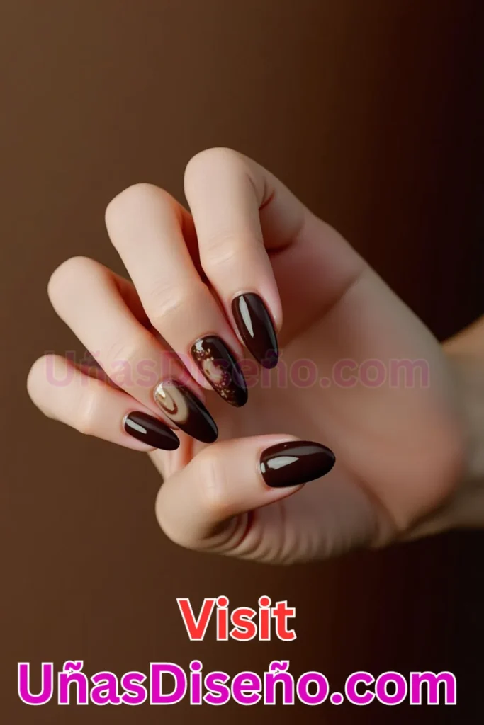 19. Marrón Espresso intense - Mejora tu manicura 25 esmaltes de gel y gelatina elegantes y duraderos (3).jpeg