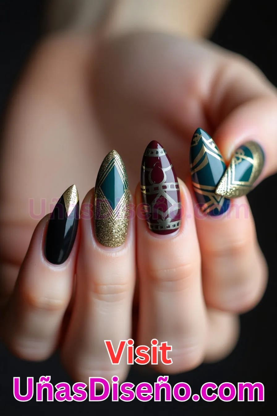 20. Extravagancia Art Déco - Tendencias 2025 30 Estilos de Uñas Almendra que Marcan la Diferencia (7).jpeg