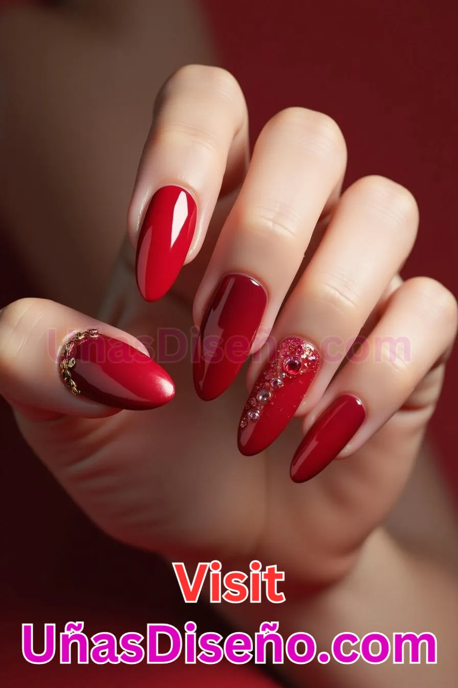 20. Opulento rojo almendra - 20 Uñas de Almendra Elegance Diseños exclusivos para un look sofisticado (3).jpeg
