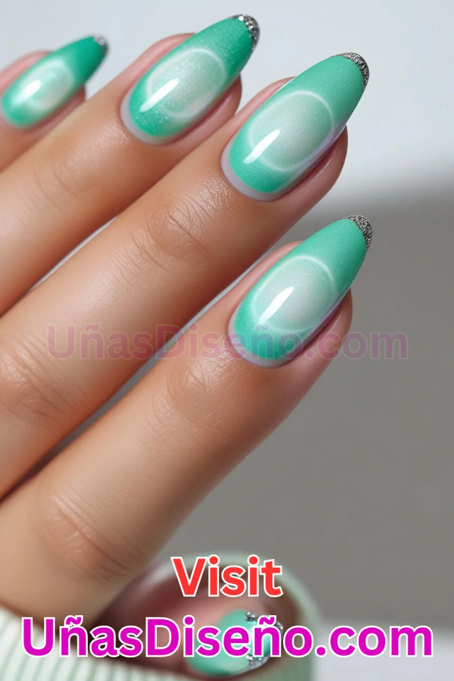 5. Uñas Halo Aura Verde Menta (5).jpg