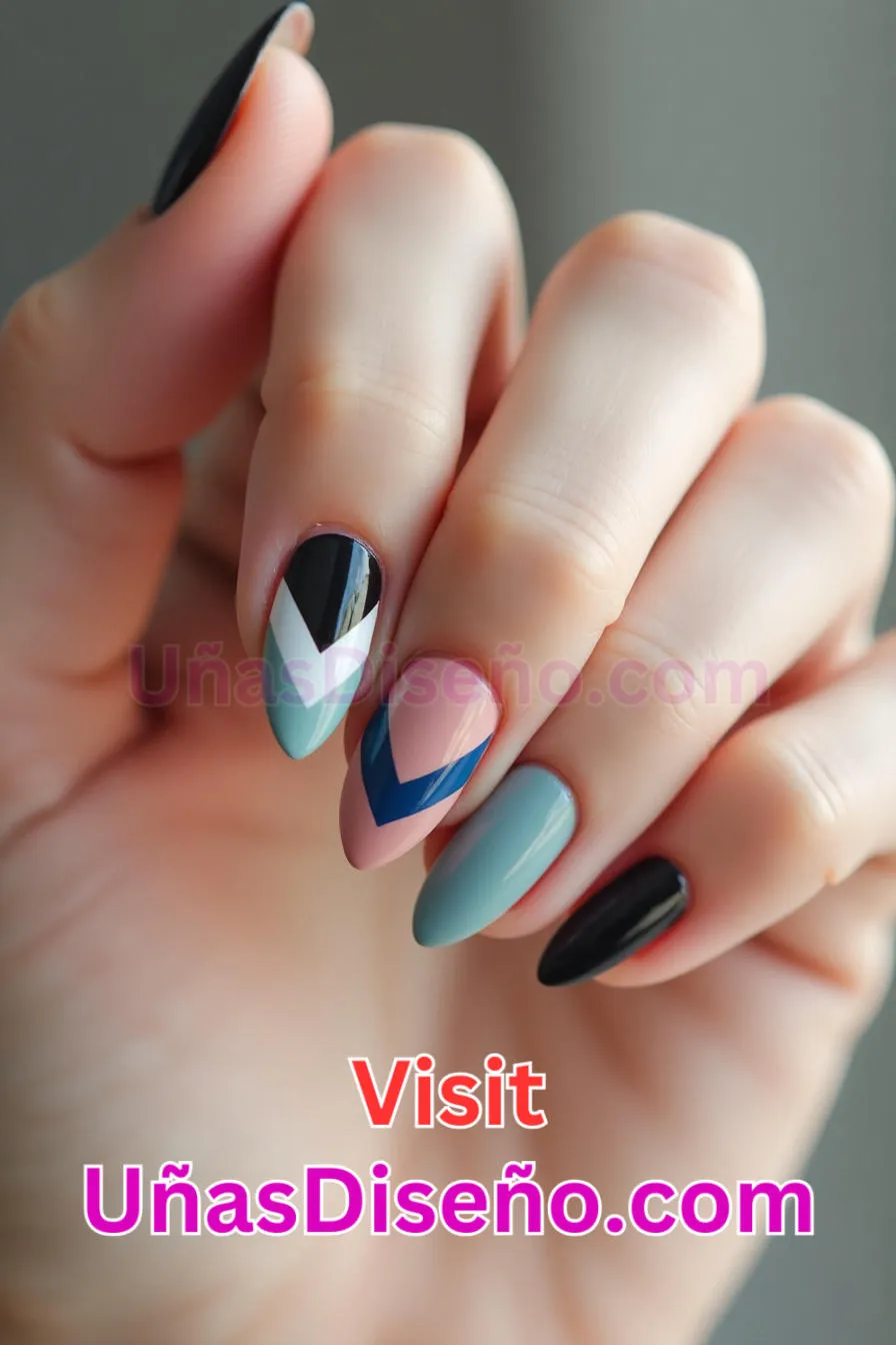 7 Uñas blancas con chevron minimalista Los 25 Mejores Diseños de Uñas Para Principiantes 5.jpeg