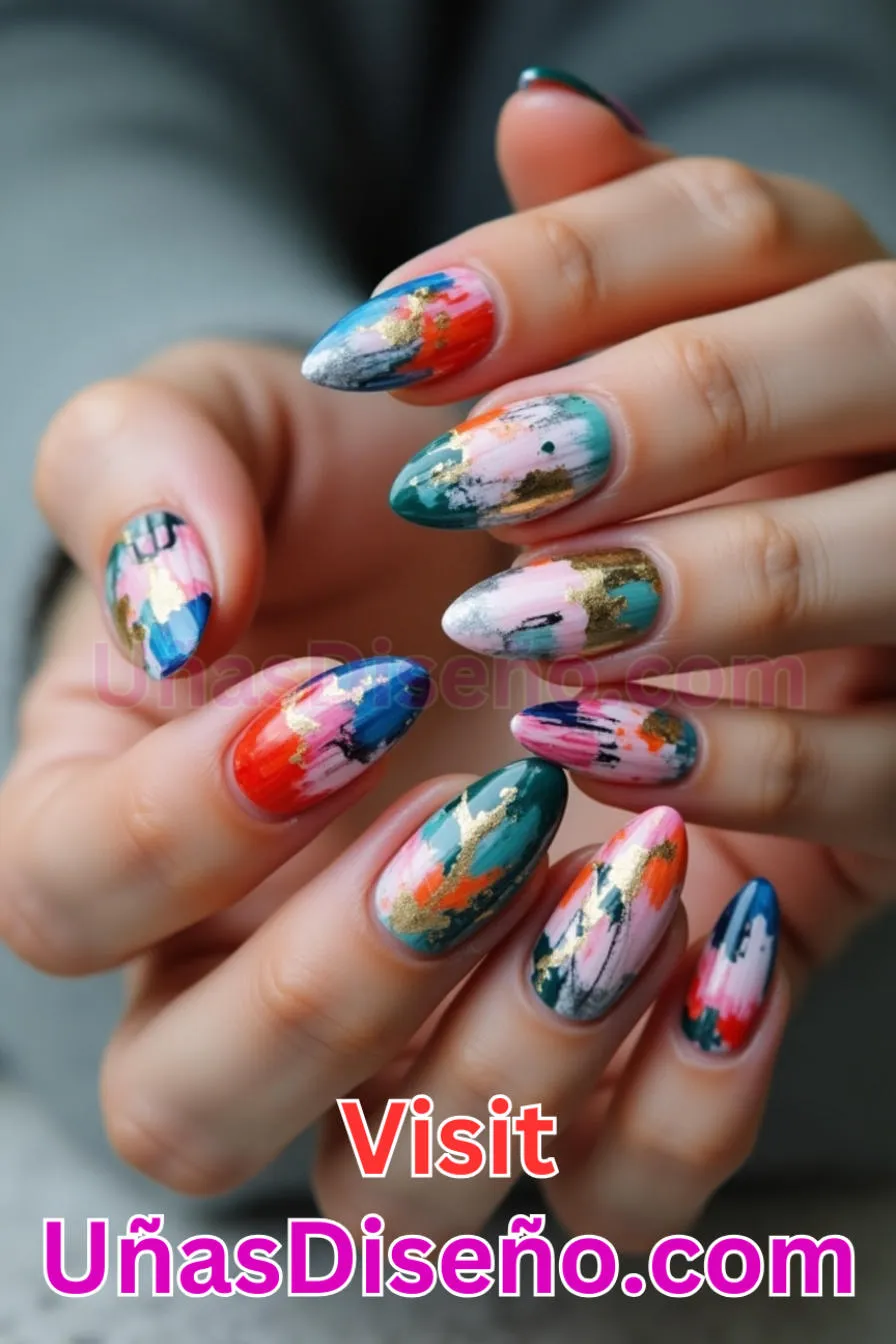 8. Arte Abstracto Almendra - Reinventa tu Manicura 25 Diseños de Uñas Almendra Impresionantes para (7).jpeg