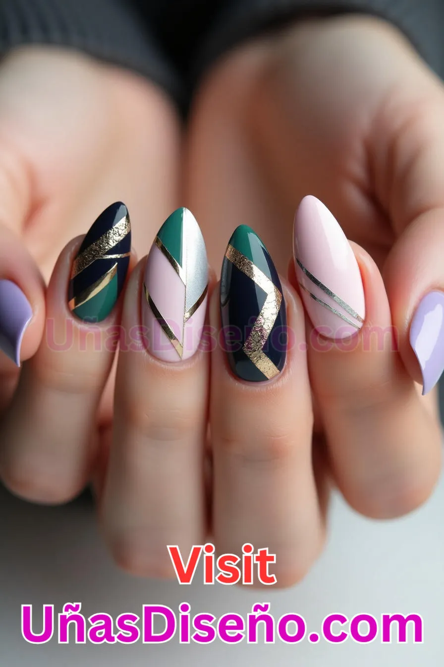 8. Atrevido Color Block Almendra - 20 Uñas de Almendra Elegance Diseños exclusivos para un look sofisticado (12).jpeg