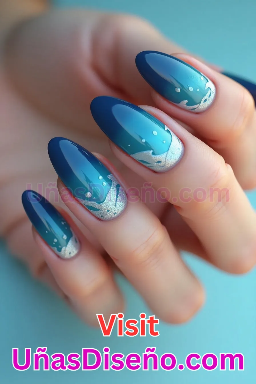 9.Ombre oceánico - Cómo Elegir el Diseño Perfecto para Uñas Almendra 21 Ideas Exclusivas para Brillar (6).jpeg